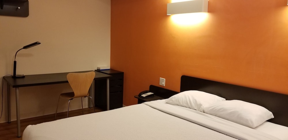 Joys Inn