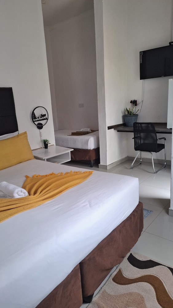 Shalakwe Hills-Inn Guesthouse