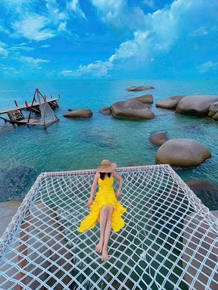 Photo 100
