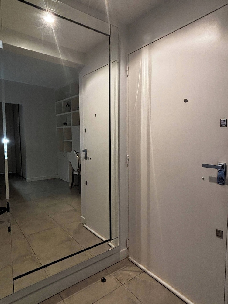 Cozy Buenos Aires Apartment in Desirable Neighborhood