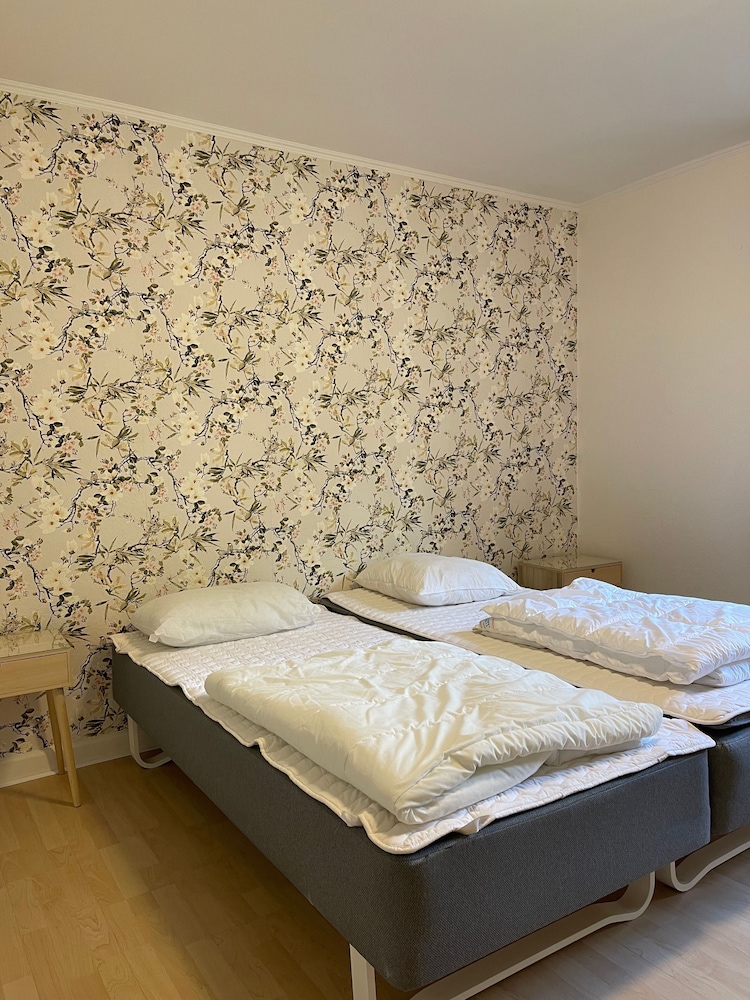 The Gatekeepers Cottage at Hindemae Estate Cozy Stay in Historic Surroundings