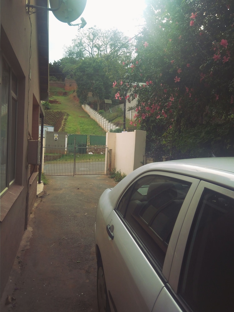 JimmyLuh Guesthouse
