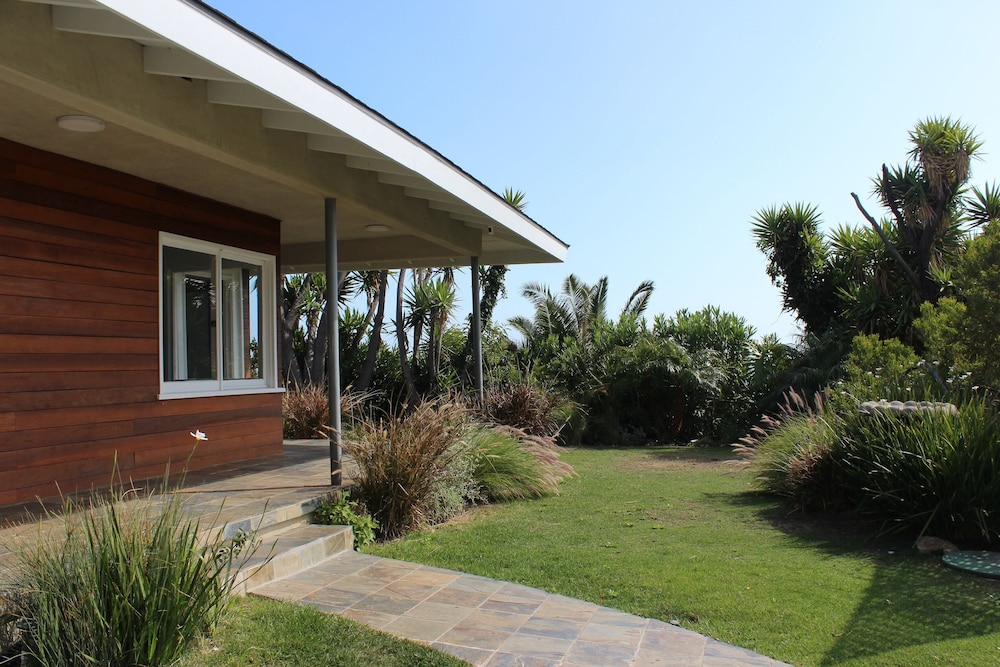 Bluff by Avantstay Gorgeous Malibu Getaway w/ Hot Tub Spectacular Ocean Views - Property Image 8