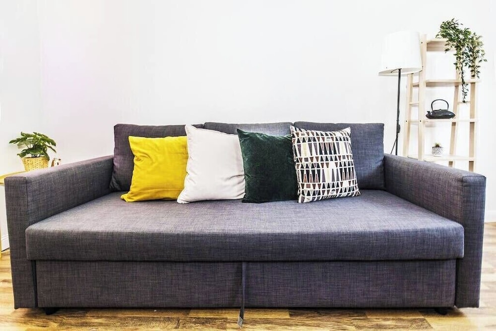 Fast Wifi Pet-friendly Sleeps 4