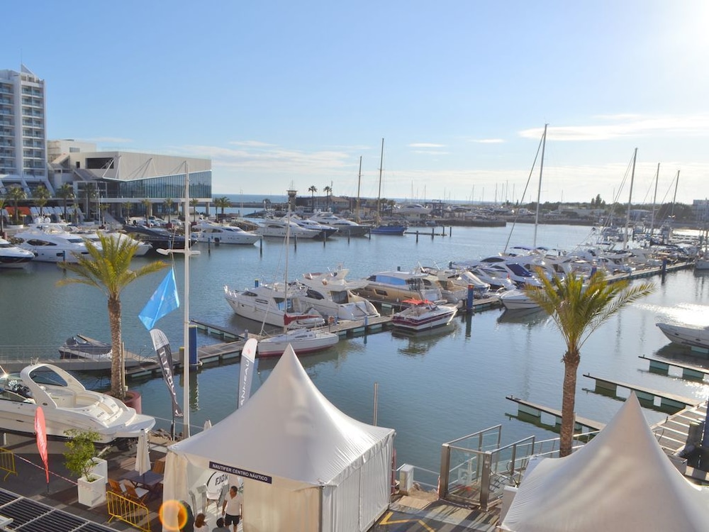 RH Aqua Marina Vilamoura Triplex view 5