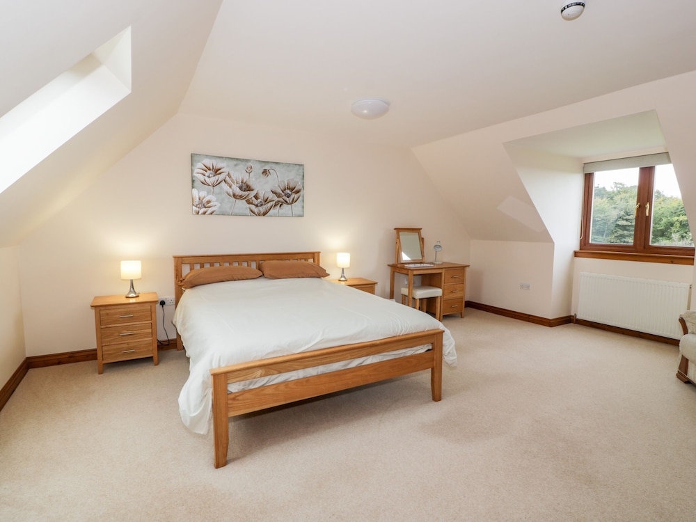 Cairnhapple House