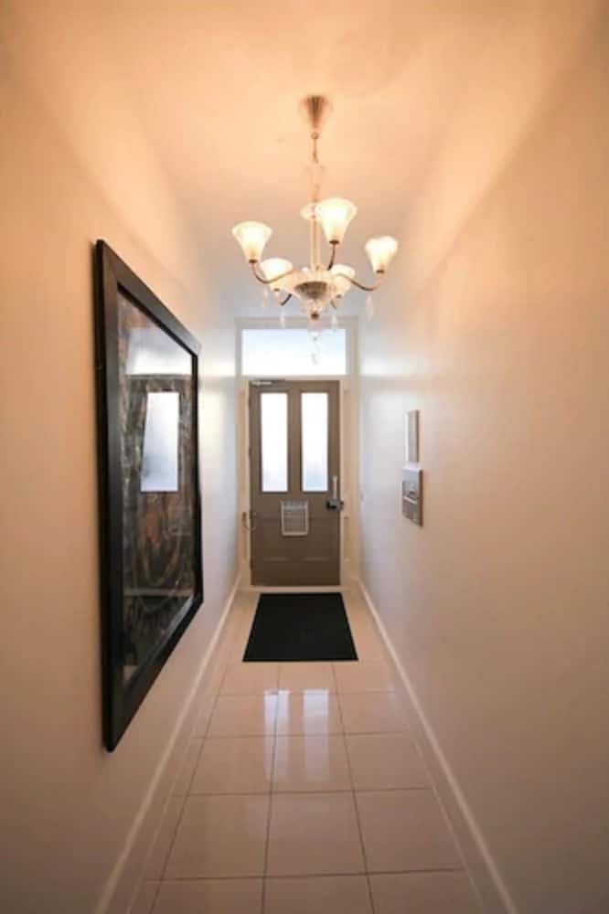 Princes Square Serviced Apartments by Concept Apartments