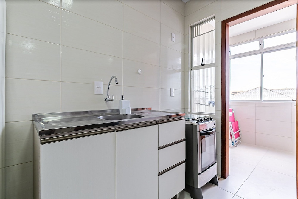 Apto em Condominio pe na Areia, c/ Piscina Mhr308