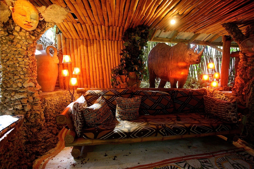 Great Huts - Photo 3