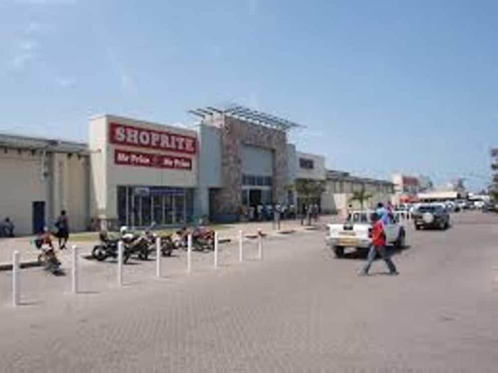 Best Western Jangwani Sea Breeze Hotel