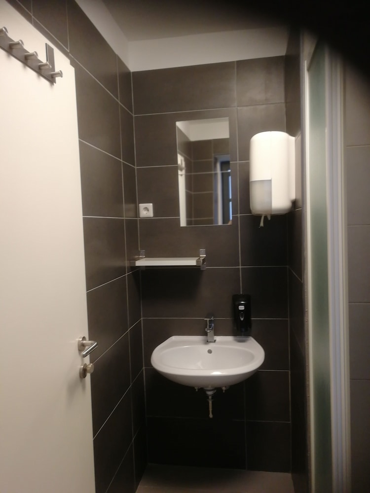 Photo 27