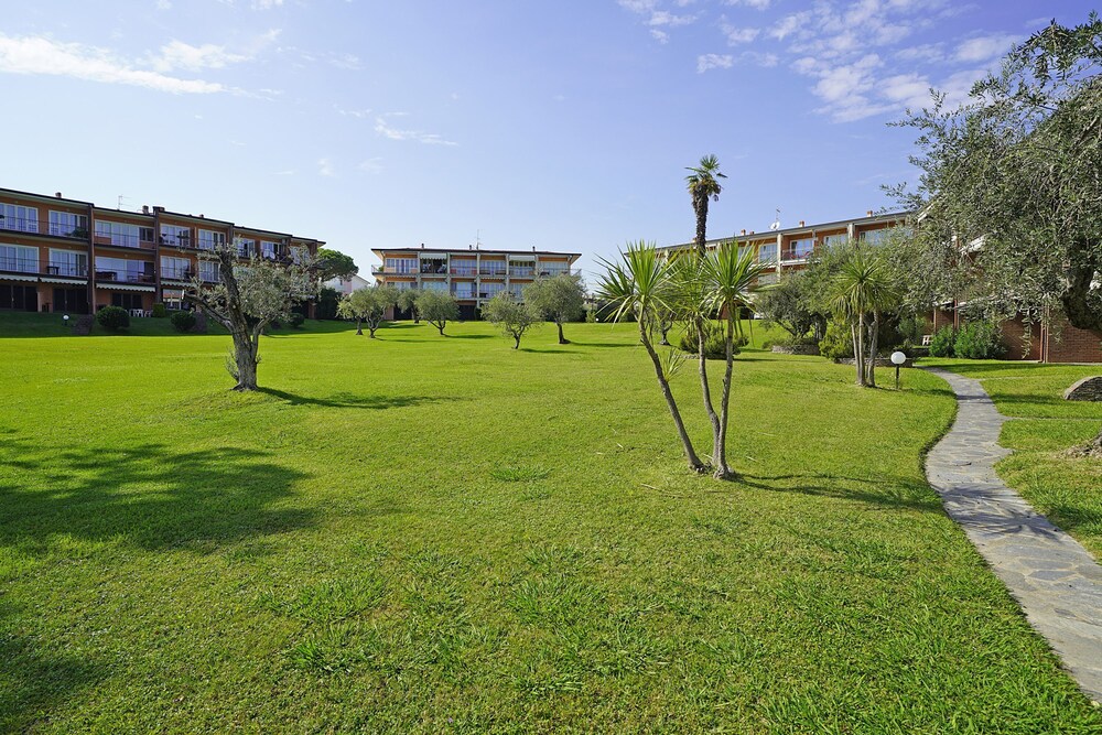 Specchio sul Lago in Manerba del Garda