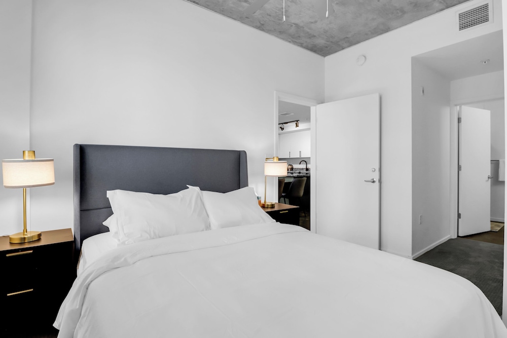 Phoenix Urban Luxury Escape