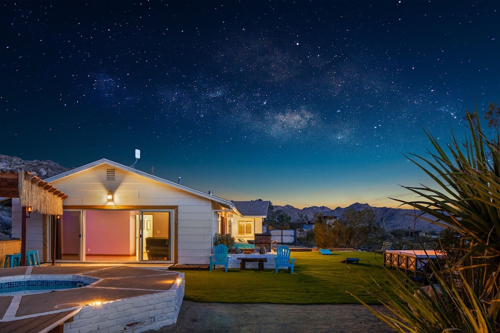 Neon Moon The Cosmic Experience w Pool Spa view 3