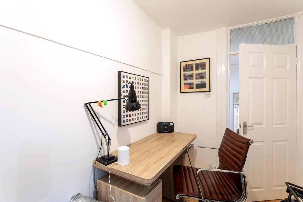 Quaint Fulham Retreat: Cozy 1-bedroom Pied-à-terre