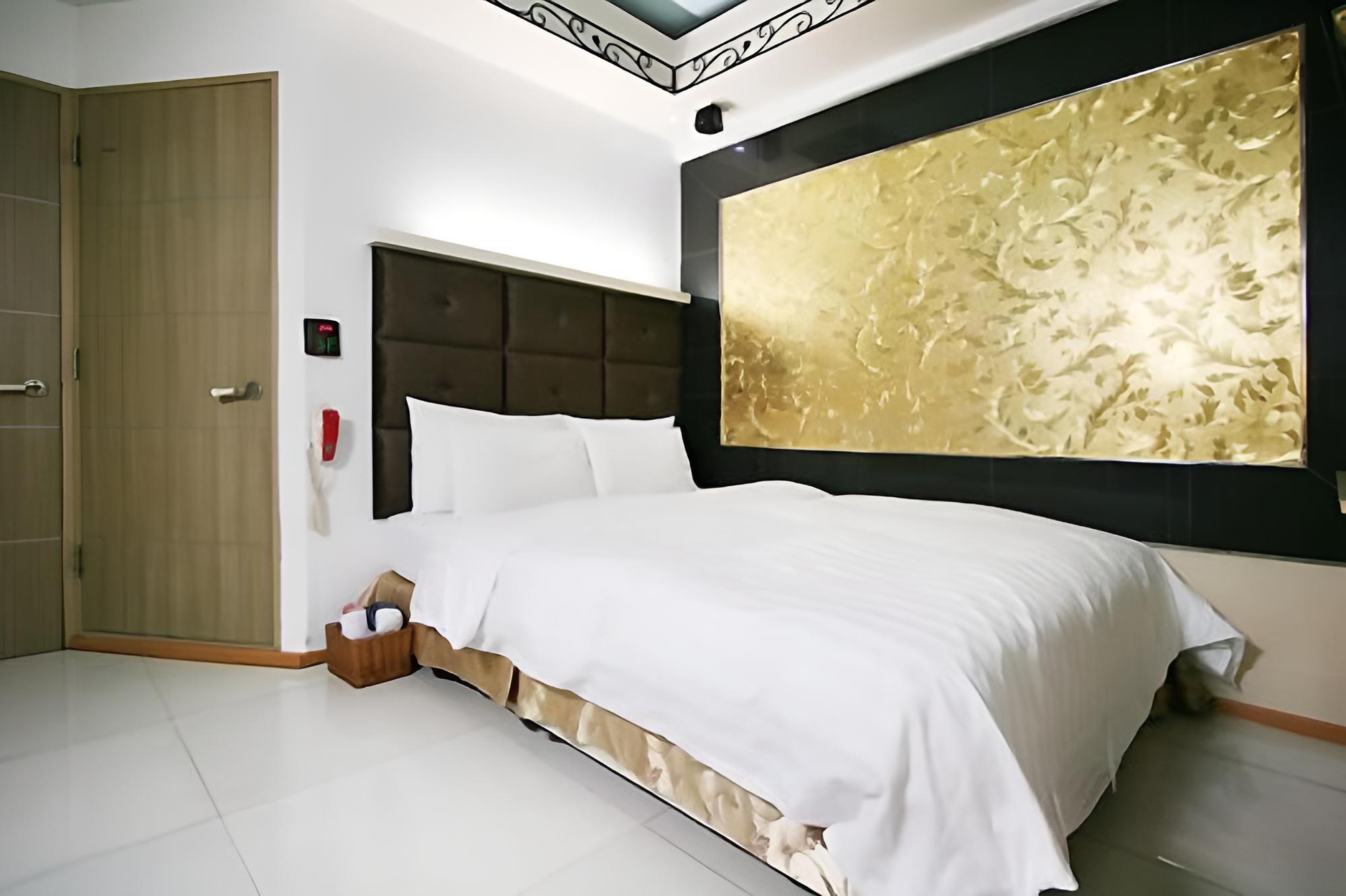 HIT Hotel view 4
