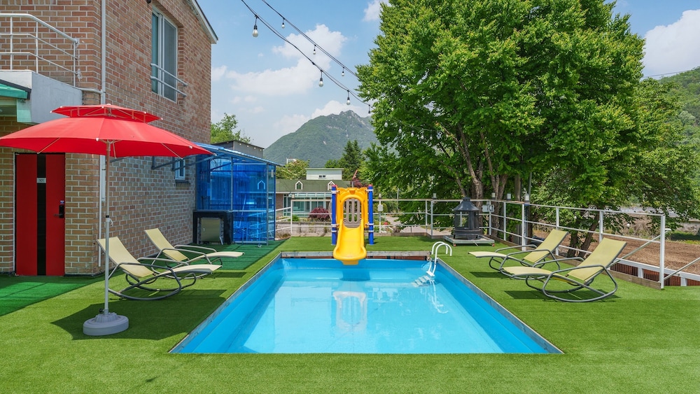 Chuncheon Leisure Stay Pension