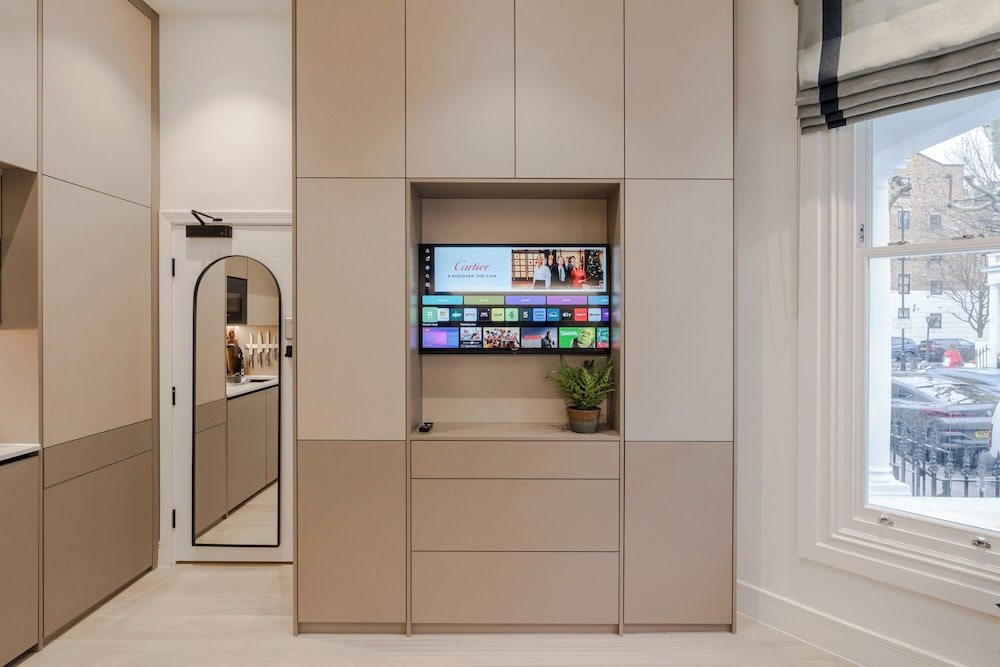Your Apartment - Kensington