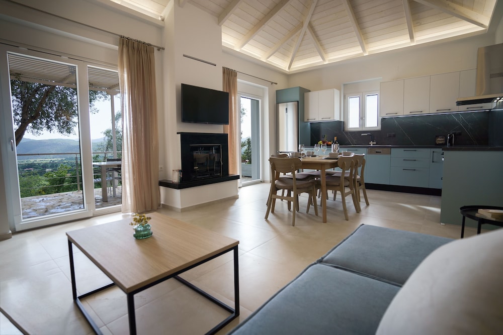 ASTRALI STONE VILLAS view 2