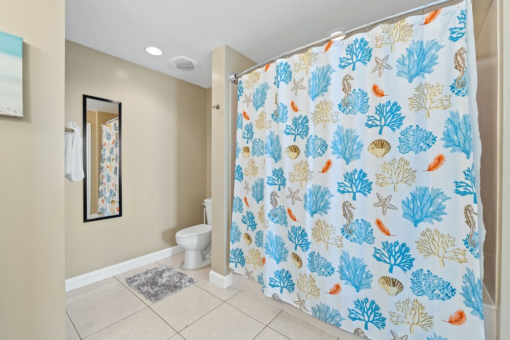 Splash Beach Resort by Panhandle Getaways