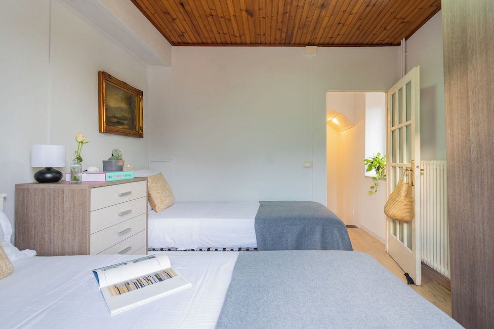 Villetta Panebianco Home in Castagna 11 by Rent all Como