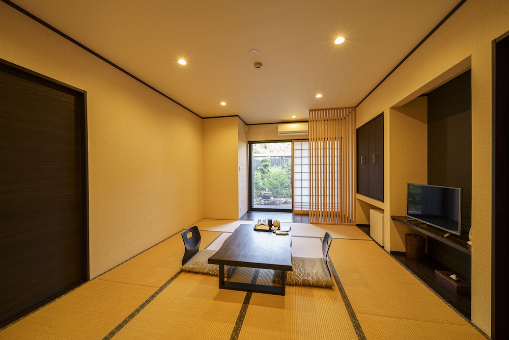 Yufuin Ryokan Seikoen