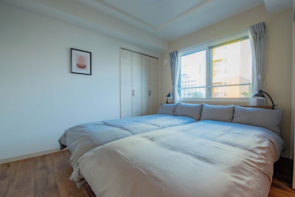 ZABO HILLS 302