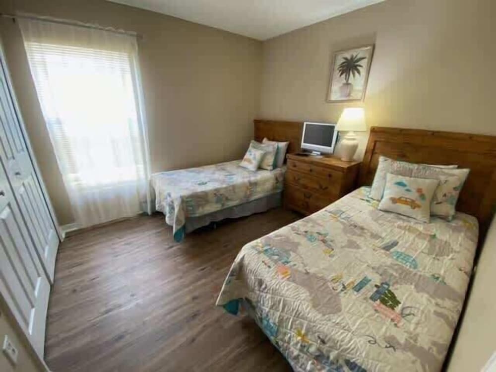 Private Pool Villa, Many Updates! Southern Dunes