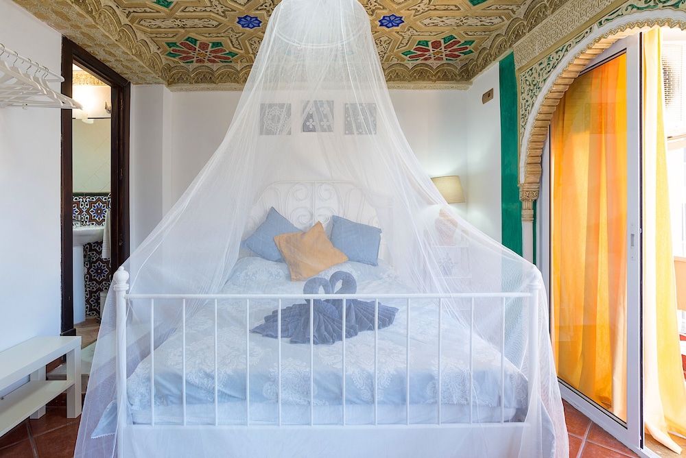 Casablanca Studio Citycenter - Adults Only