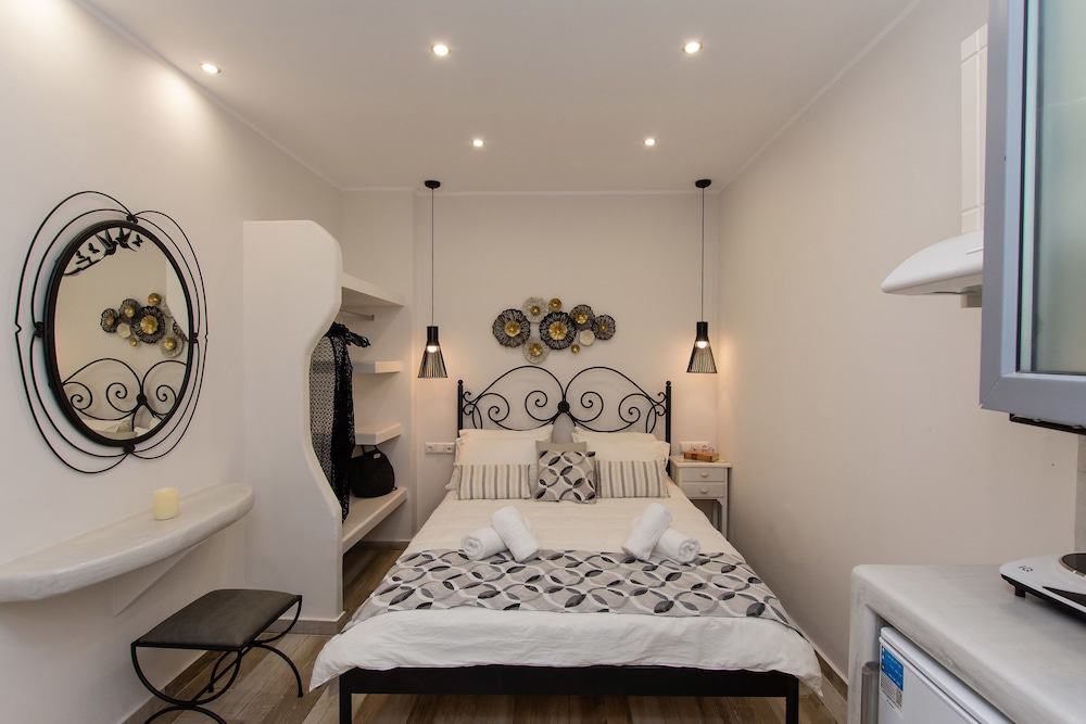 Naxos Enjoy Apartments photo 3