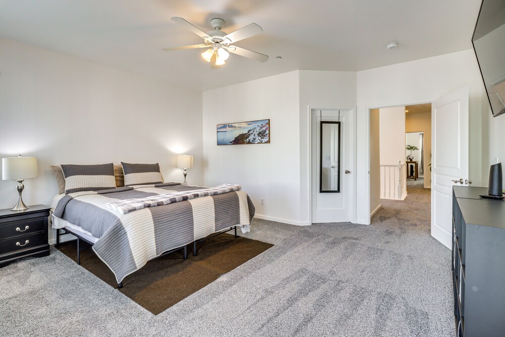Sparks Home w/ Lake Access, 5 Mi to Downtown Reno! - Property Image 17