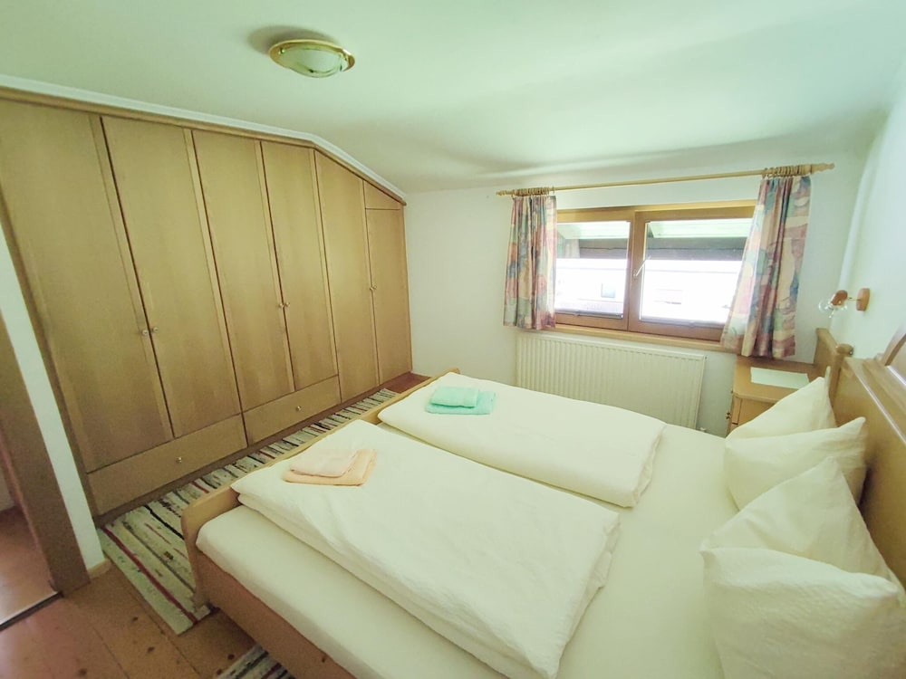 Chalet in Tirol by Zillertal Ski Slopes