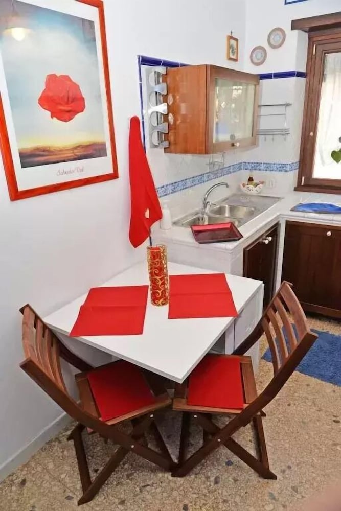 Friendly House Rome