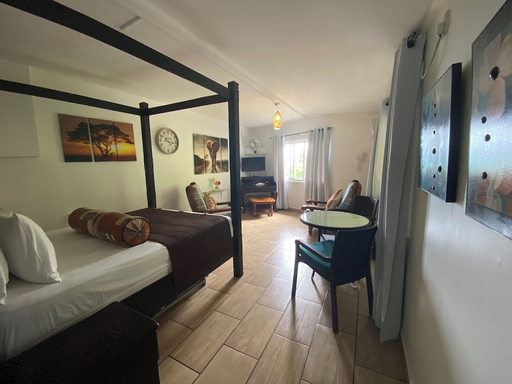 Stephna Residence photo 2