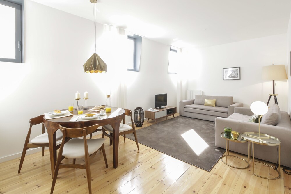 Santa Catarina Superior Apartments by linc