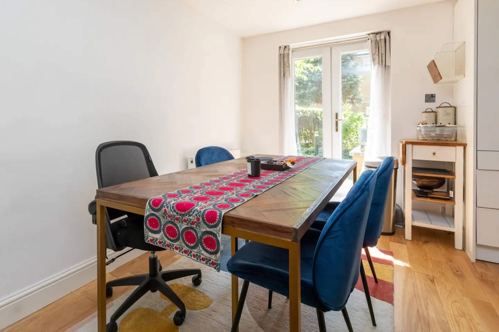 Modern & Spacious 2BD Flat - Westbourne Park