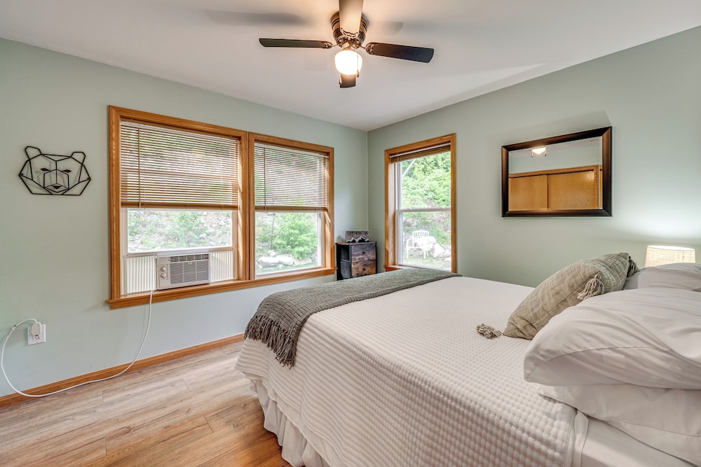 3 Mi to Gunstock Mountain Resort: Gilford Getaway