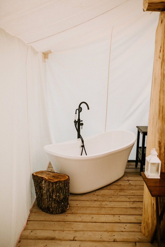 Whispering Springs Wilderness Retreat