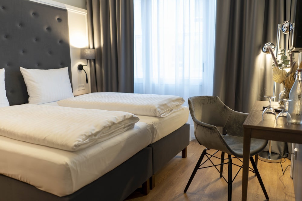 Signature Hotel Skarv - Property Image 42