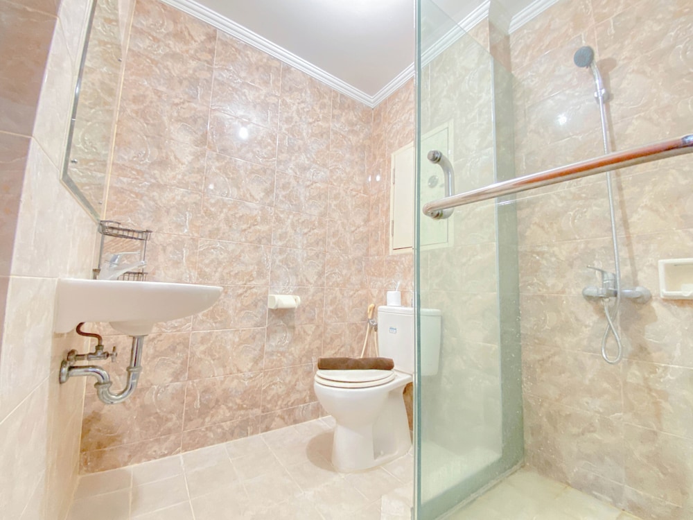 The Signature Suite 3Br At Galeri Ciumbuleuit 1 Apartment