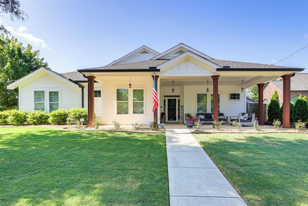 West ATL Home w/ Great Outdoor Space: 4 Mi to Dtwn