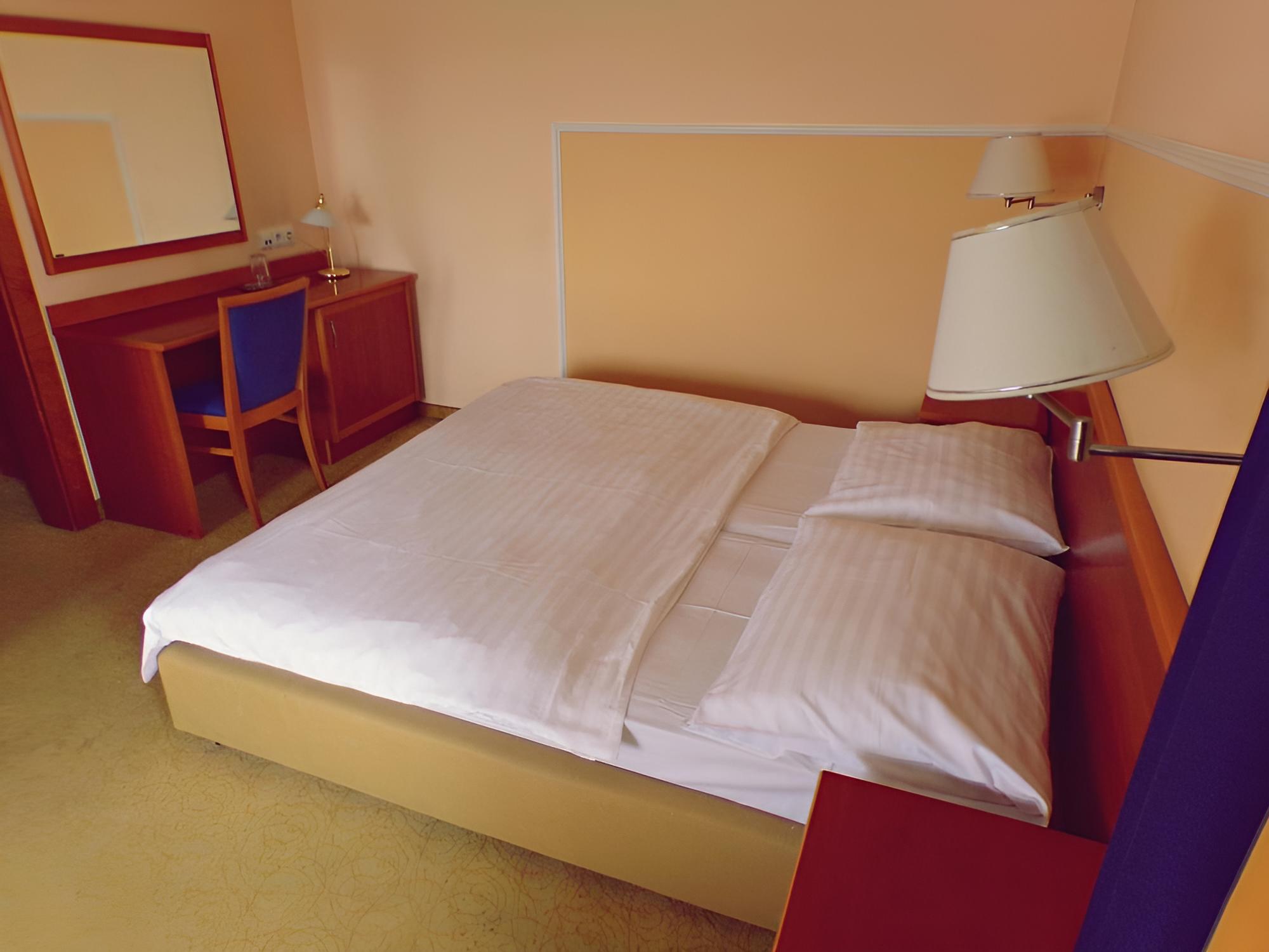 Hotel Monica