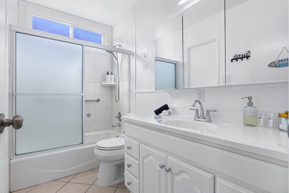 Gem by the sea None-obstructive Ocean View