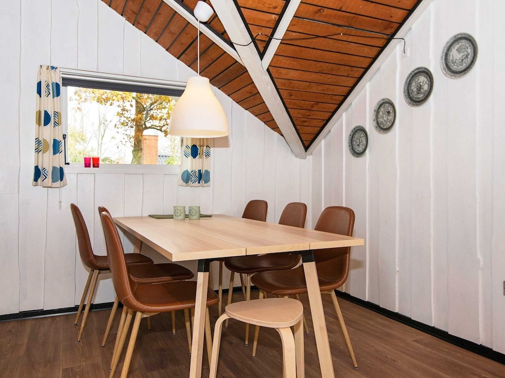 6 Person Holiday Home in Ansager