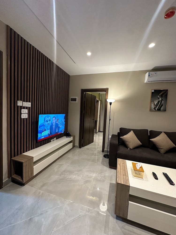 Charming Amman Apartment With Moern Amenities