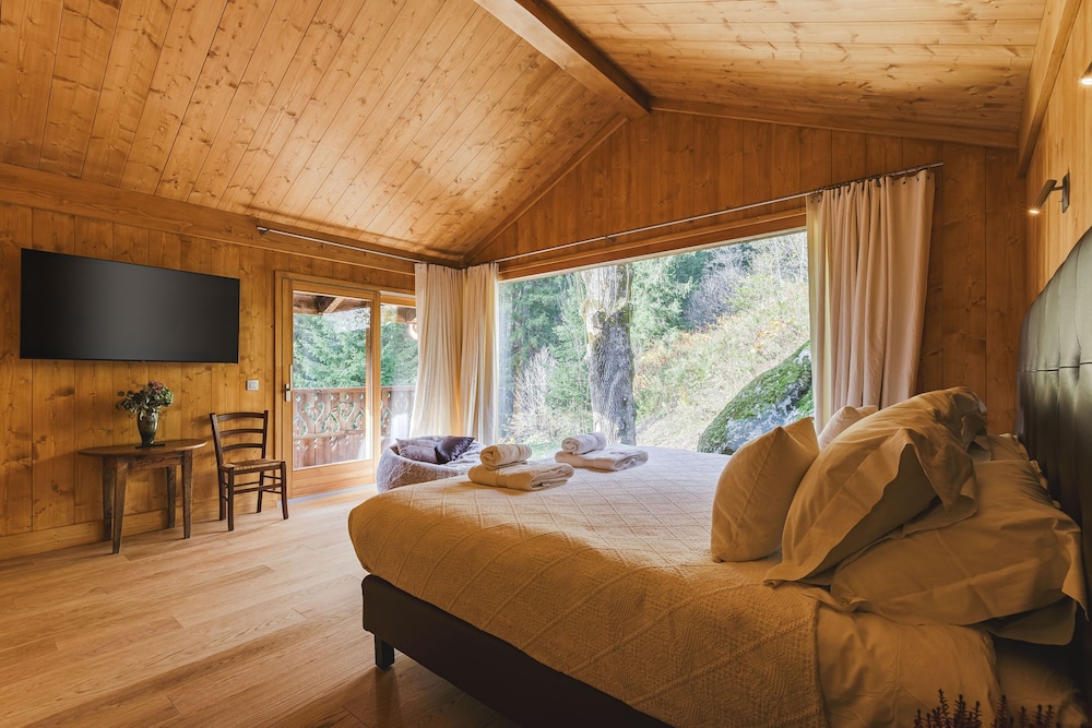 Chalet Scierie - Luxury Chalet With hot tub