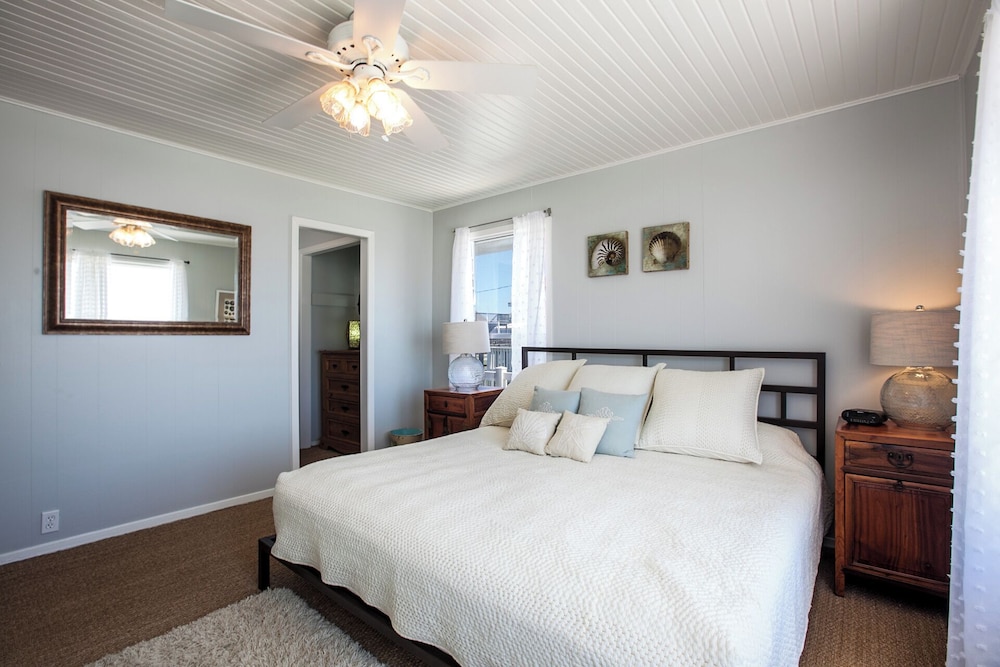 Bermuda Blue by Ryson Vacation Rentals