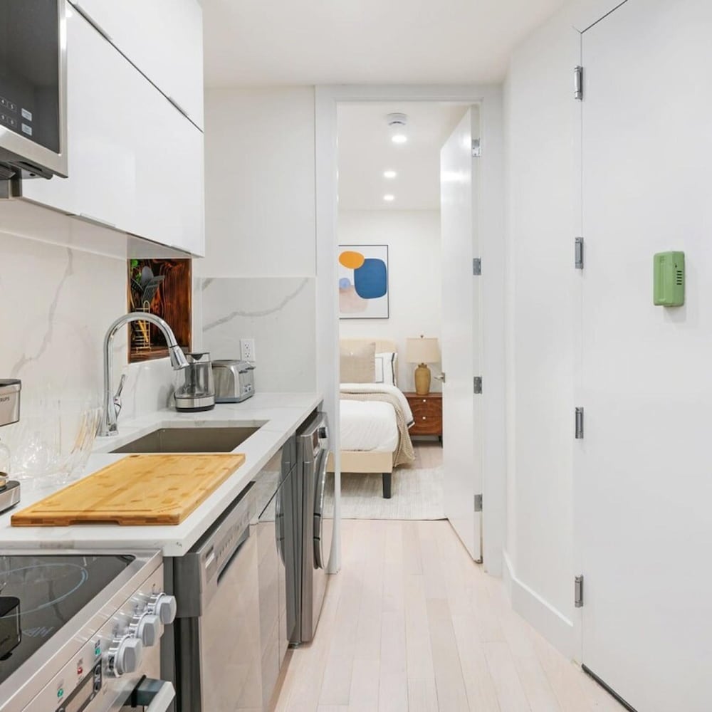 48-4fw Newly Renovated W D Midtown