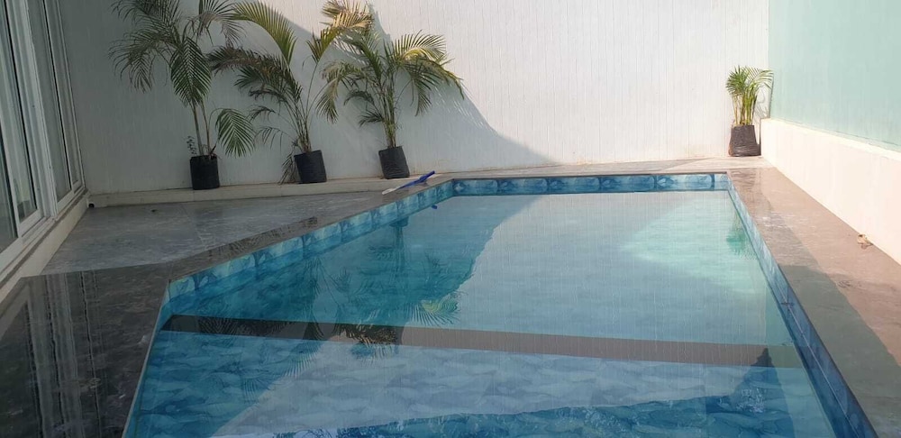 Natures Cove Resort