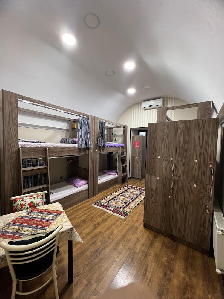 Salam Old Baku Hostel
